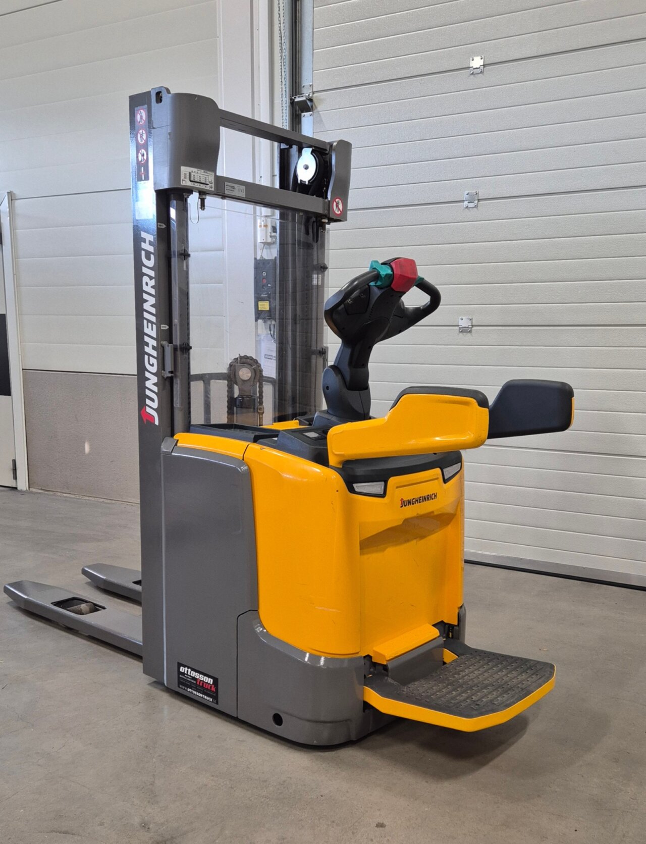 Jungheinrich ERC216 1743
