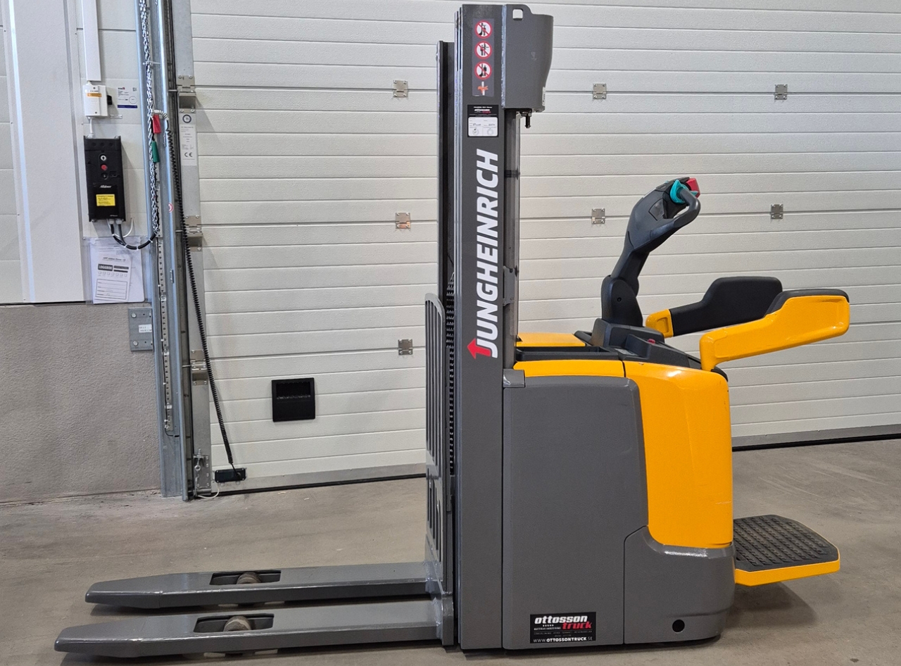 Jungheinrich ERC216 1743